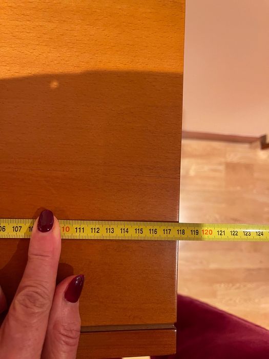 Movel de entrada em nogueira