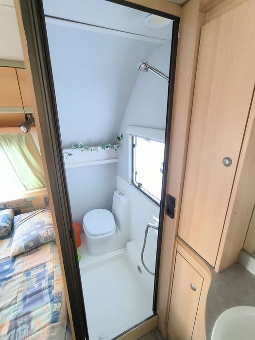 Caravana Knaus  Eifelland 460