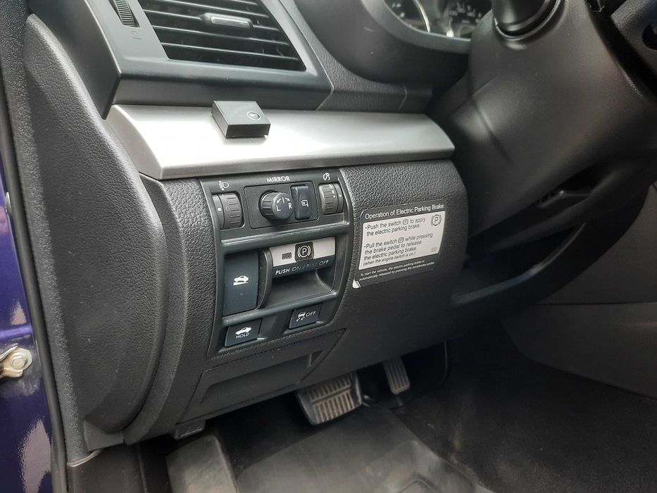 Subaru Legasy  2.0 GAZ 4x4 AWD автомат официальная 2010 г.в.