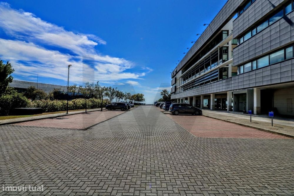 Escritório 1C – Edifício Ciência II | Taguspark | 411 m2
