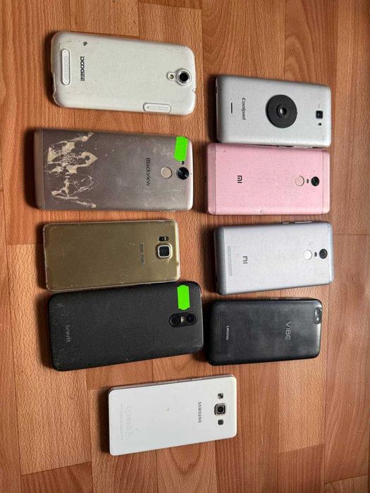 Телефоны одним лотом