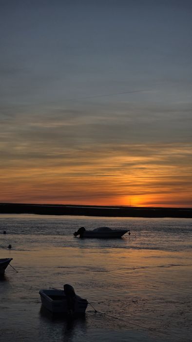 MASSAGEM Terapêutica/desportiva
