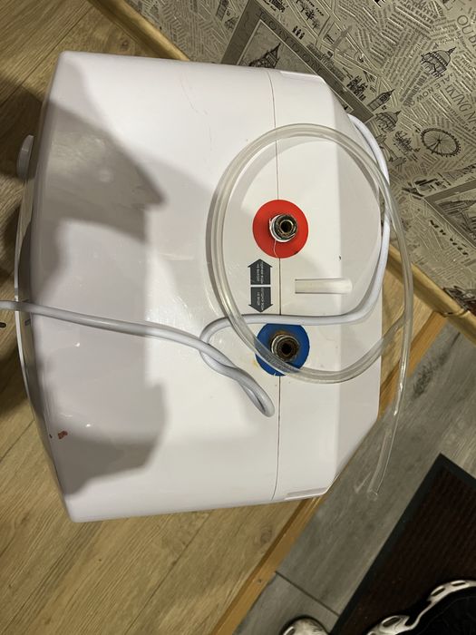 Бойлер  на 25  литров