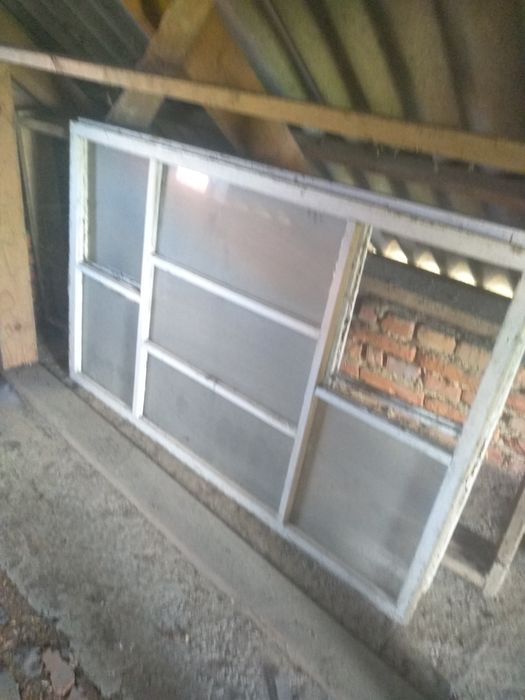 Вікна дерев'яні бу в хорошому стані