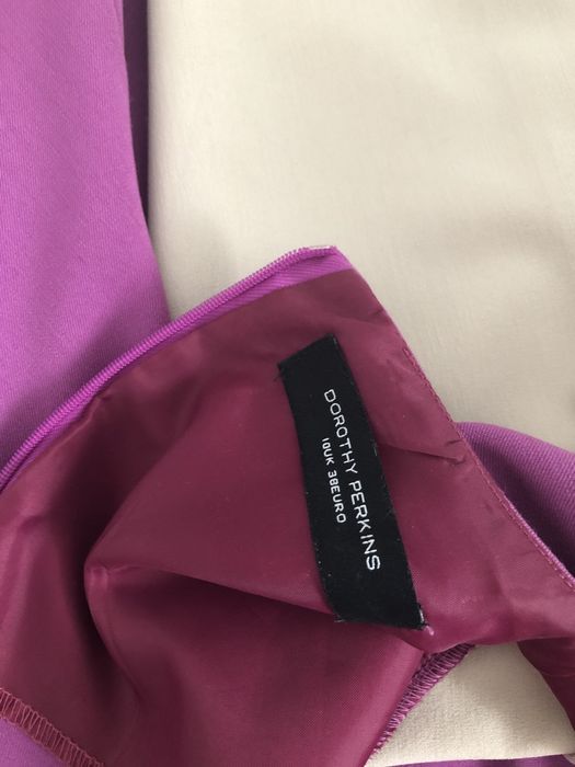 Dorothy Perkins платье футляр р.38