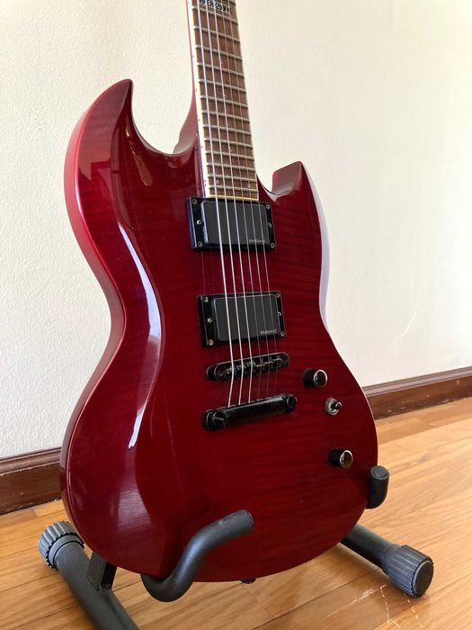 Guitarra Eléctrica ESP LTD Viper 200FM + Marshall MG15CDR