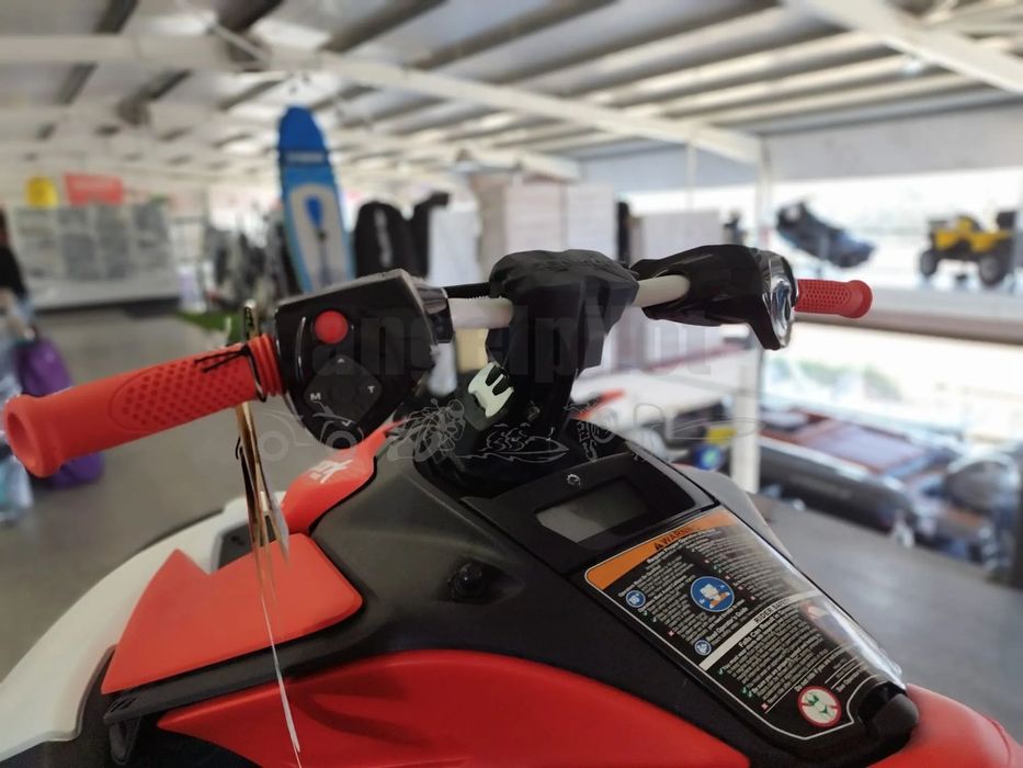 Sea-Doo Spark Trixx HO ACE 1 Up