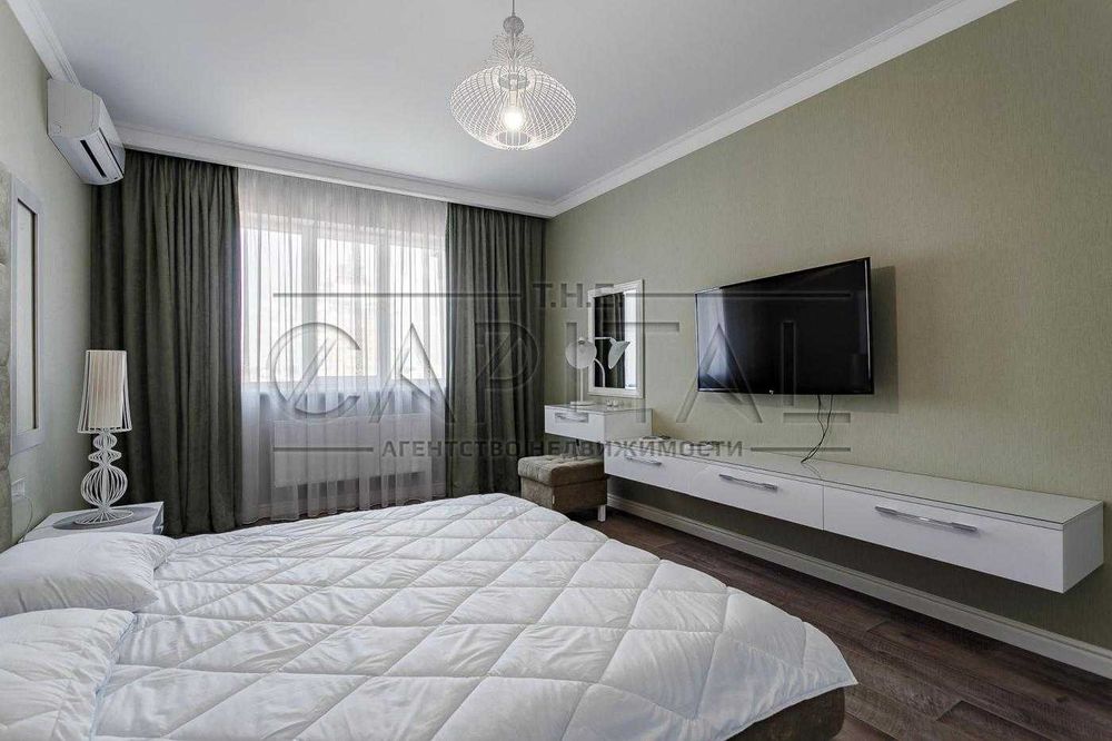 Дизайнерська квартира в Obolon Residences Набережна Парк Оболонь