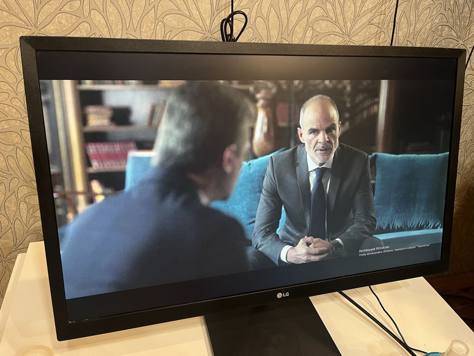 монитор LG 24 дюйма model 24EA430V-B  IPS Full HD