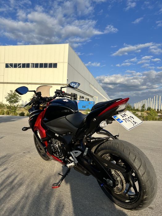 Suzuki GSXS-1000F 2016
