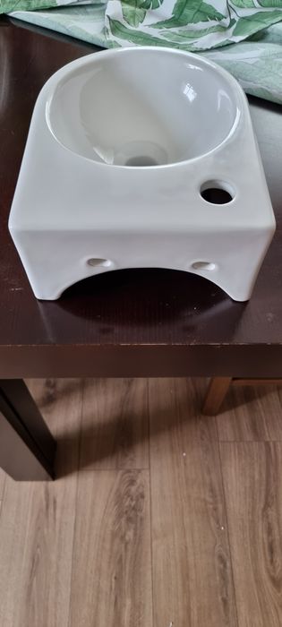 Umywalka wc mała