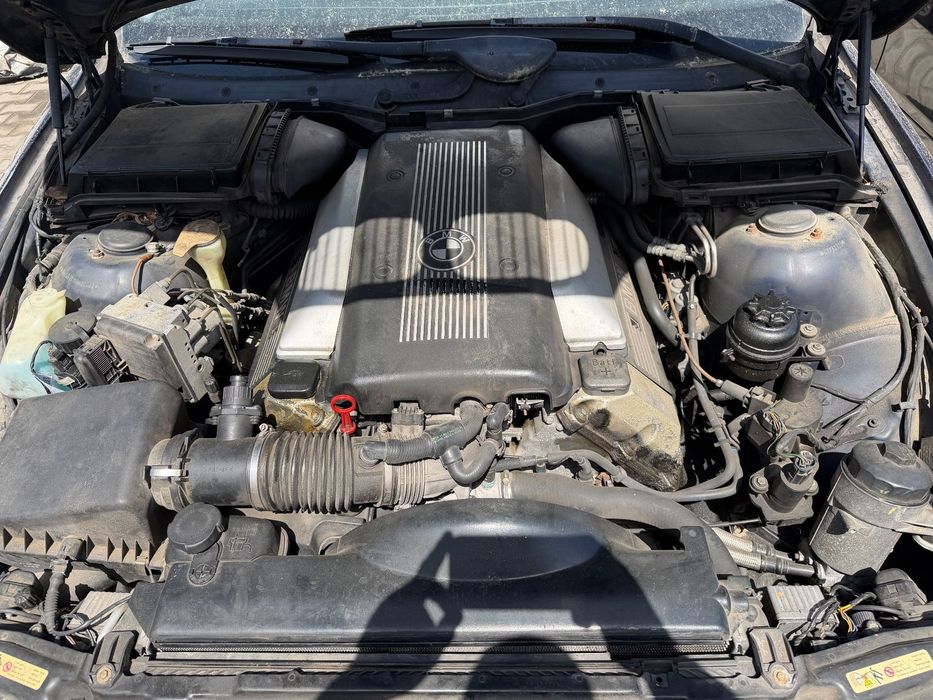 Silnik M62B44 Bez Vanosów + Skrzynia 6 biegów Manual  6e39 e38 Swap kompletny !