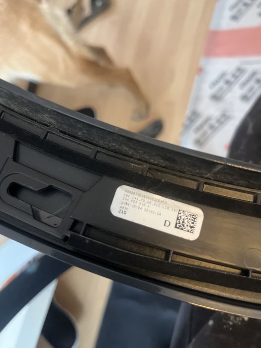 Audi Q5 80A listwa błotnika prawy tył