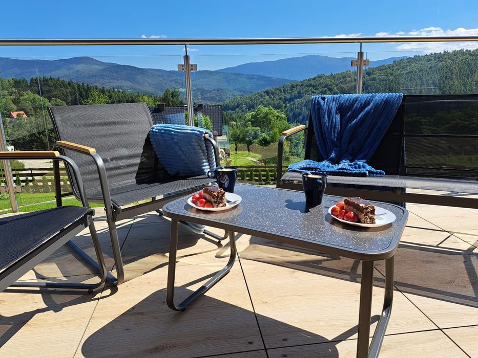 Zawoja Nowy dom z bala w górach balia/jacuzzi sauna basen taras Widoki