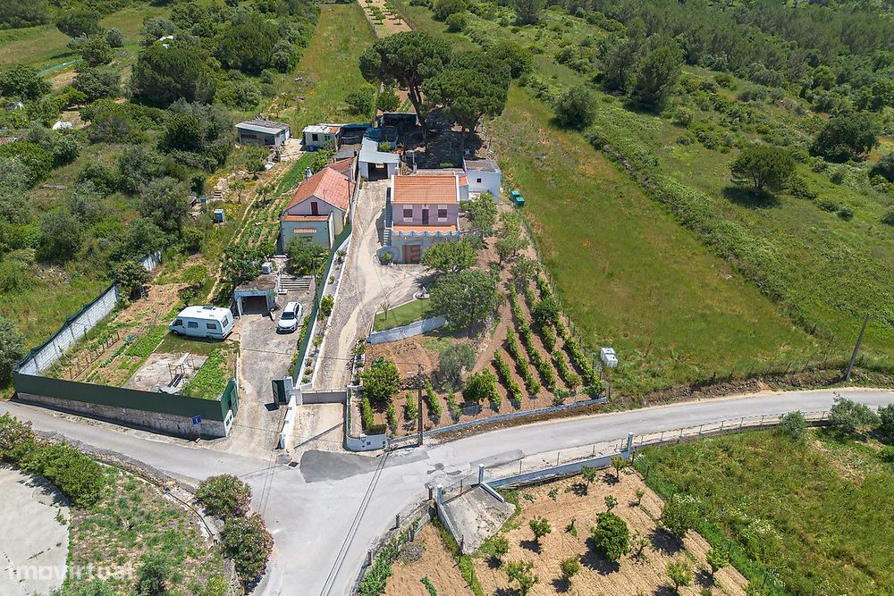 T2 Detached House for Sale