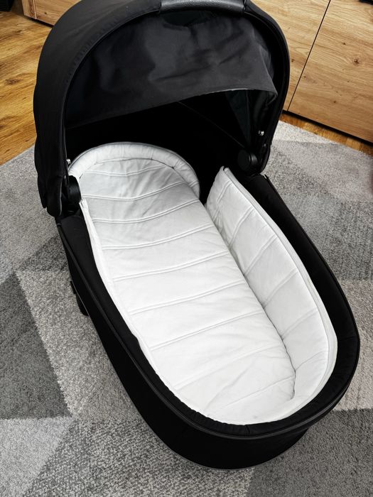 Czarna gondola do cybex priam 2.0