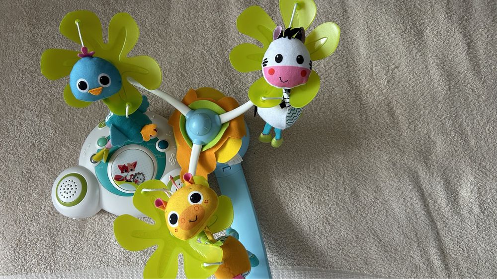 Мобіль Tiny  Live  Сафарі    + подарунок  .