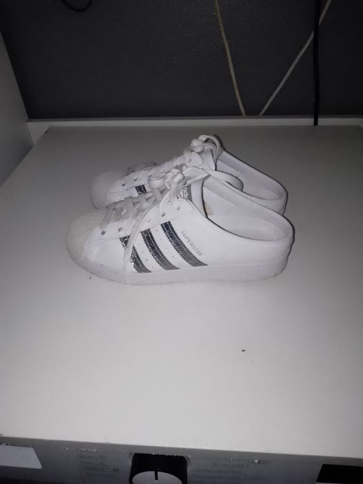 Sapatilhas adidas