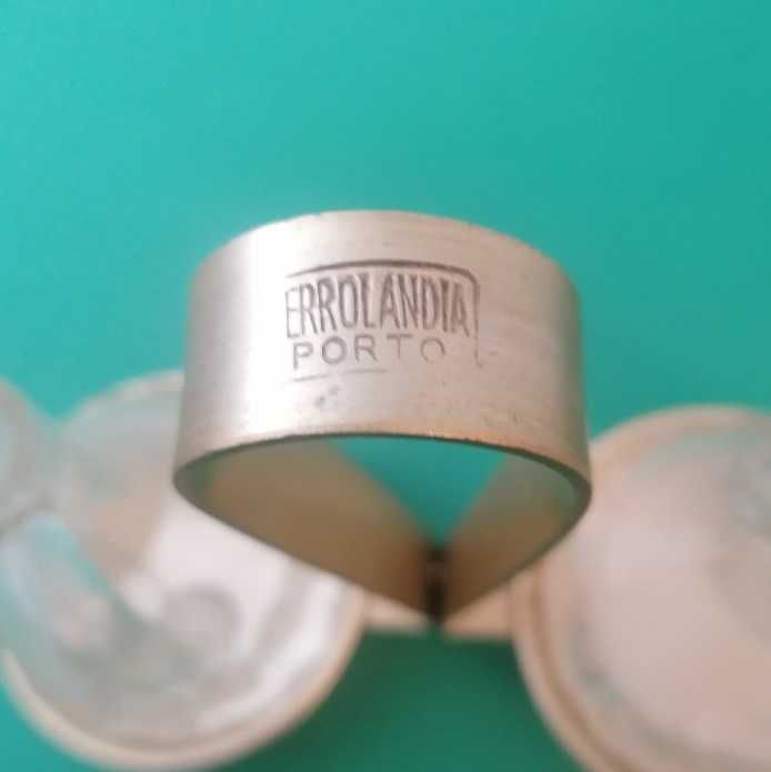 Galheteiro clássico da marca Ferrolândia, Porto