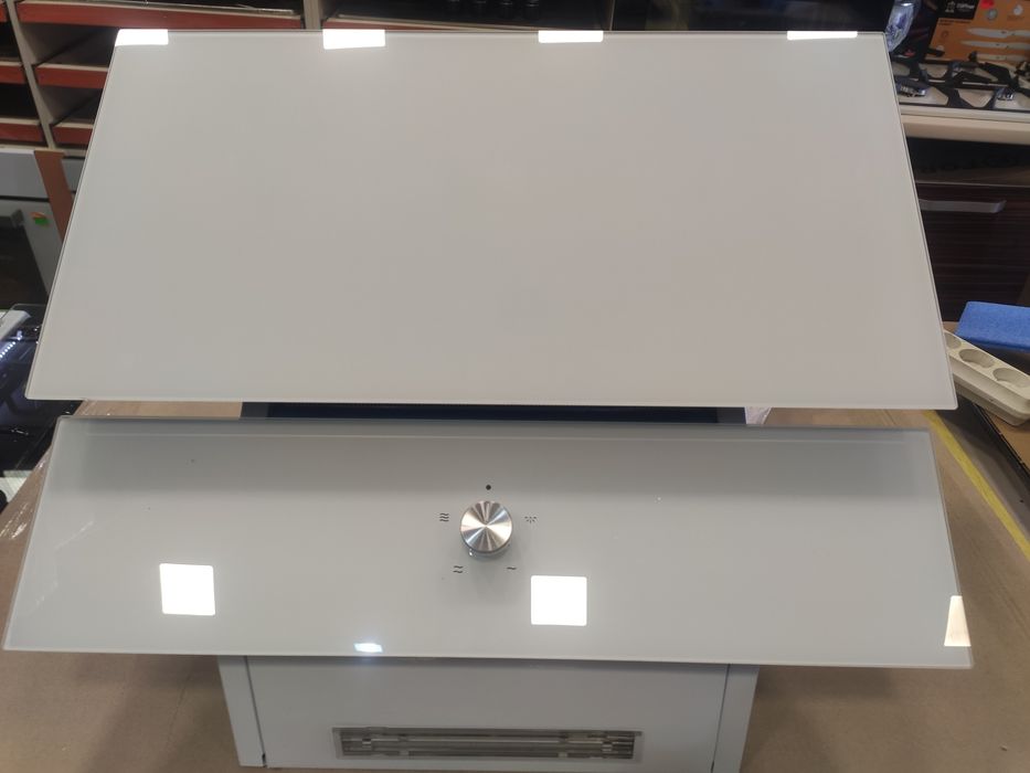 Вытяжка кухонная наклонная KUMTEL DA6-835WH Турция