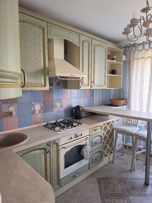Продам 2х кім.квартиру з ремонтом Хортицький р-н