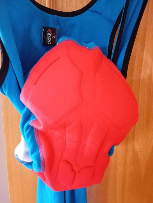 Casaco/ calças/ sapatos ciclismo (Spiuk, SIDI, Northwave, Orbea)