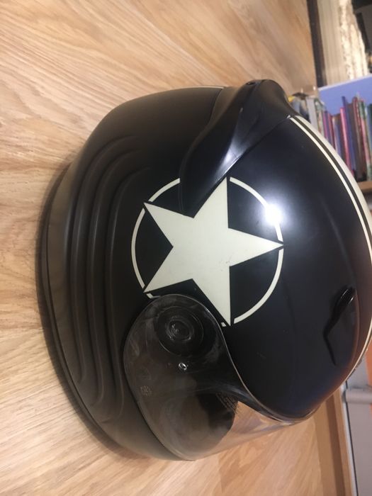 Унікальний щолом інтеграл Harley-Davidson , розмір XL.