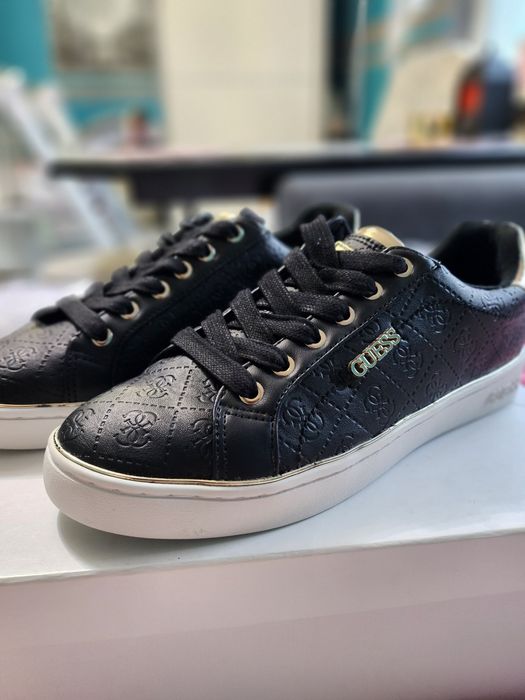 Buty Sneakersy Guess rozmiar 40.