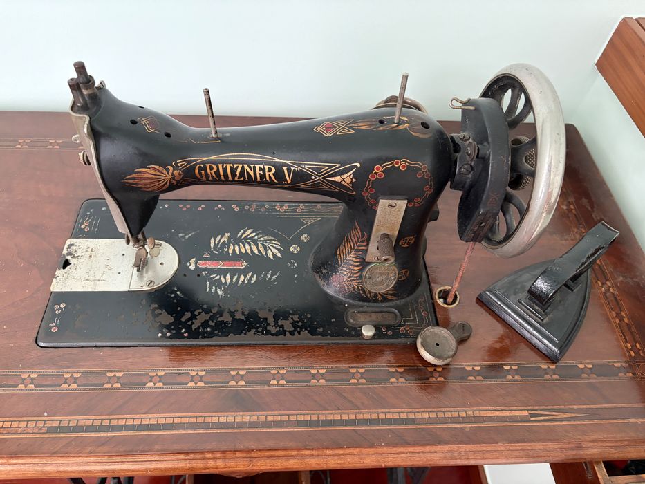 Máquina de costura antiga