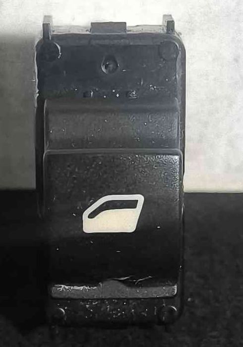 Comando / Botão / Interruptor Vidros Trás Direito 96762292ZD - PEUGEOT 308 II