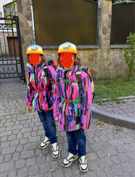 Reserved sinsay куртка для близнюків