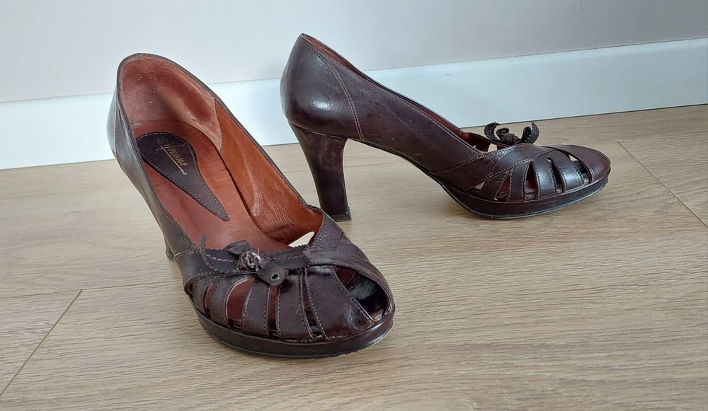 Solo Femme r.38 brązowe skórzane czółenka na słupku