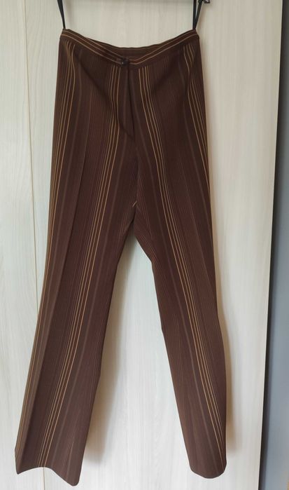 Garnitur damski 4 części marynarka spodnie spódnica kamizelka