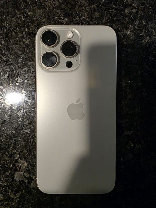 IPHONE 16 PRO MAX 256GB como novo