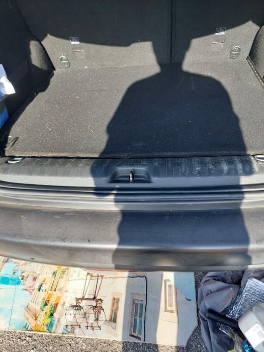 Peugeot 2008 com 123000 km