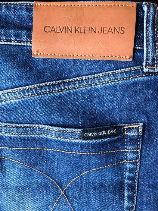 Продам джинси Calvin Klein