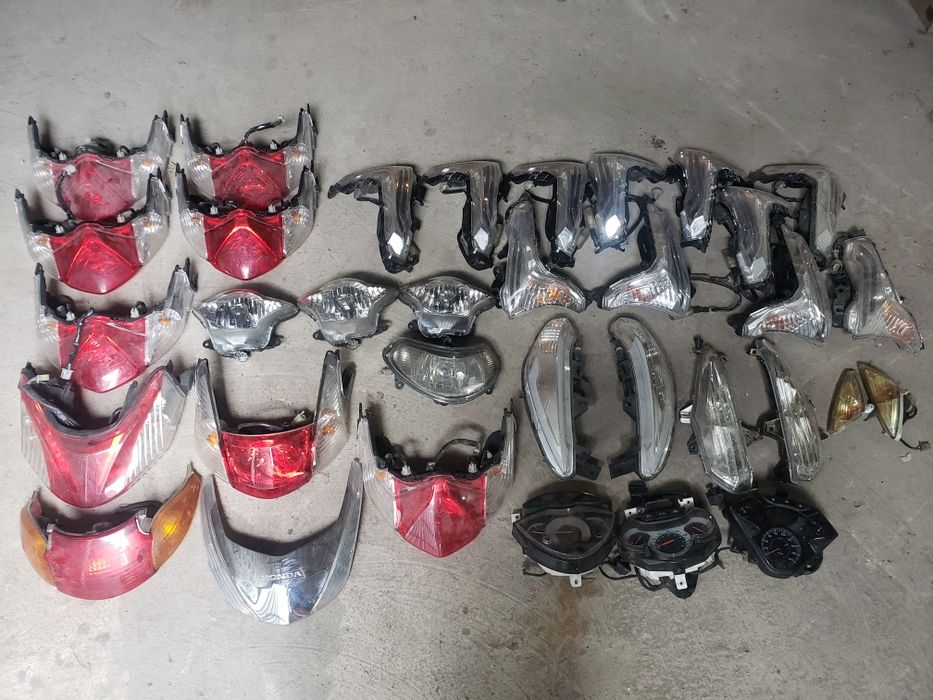 Продам двигун розборка запчастини скутер HONDA Sh 125сс 150і 300і