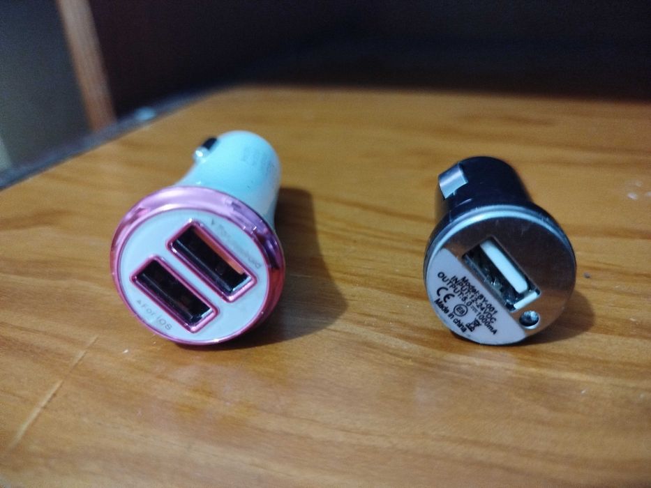 Carregador Adaptador Isqueiro Carro com saída USB carregador telemóvel