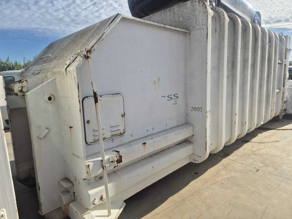 Compactadora Monobloco 25m3