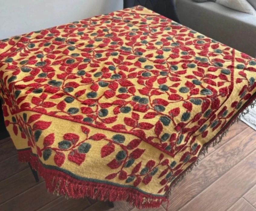 Elegancki obrus gobelinowy z motywem cytryn – 150x150 cm
