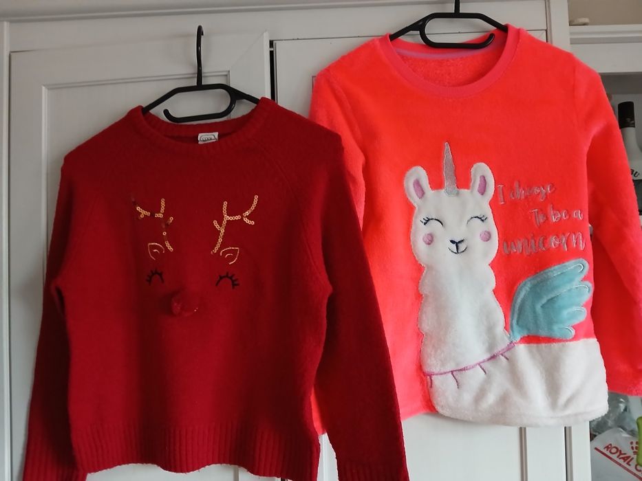 Piękne  bluzeczki /sweterki  na 8-10 lat