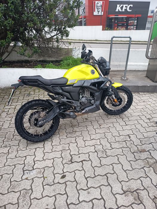 Moto 125 Zontes G1