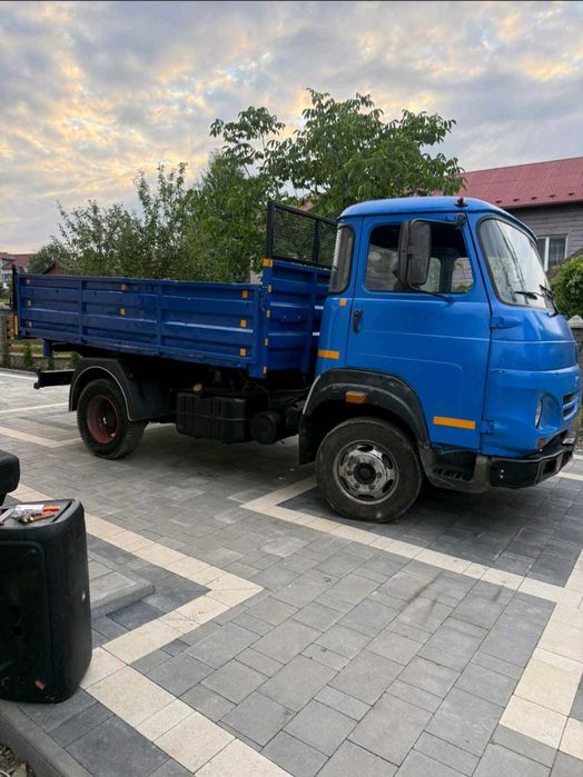 Продам вантажний самоскид Avia