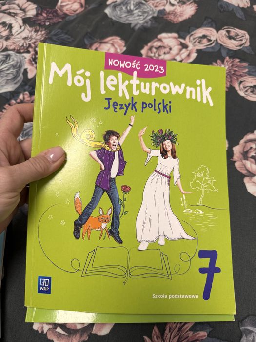 Ksiazki i cwiczenia klasa 8