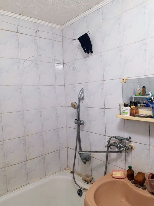 Продам 3 комн. квартиру в Центральной части Левого берега 1 мкр.