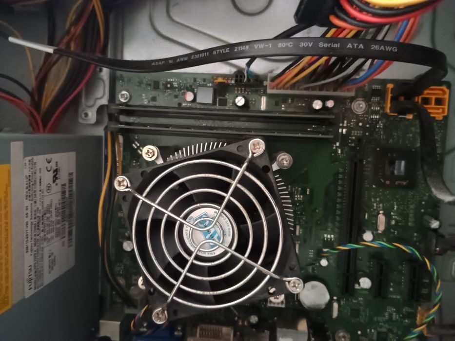 Fujitsu Esprimo P400 brak twardego dysku HDD
