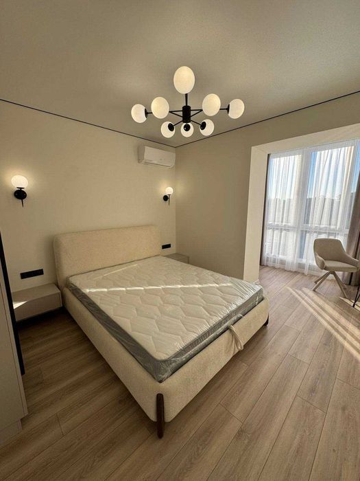 Продаж розкішної 1.5 квартири по вул.Українських Декабристів