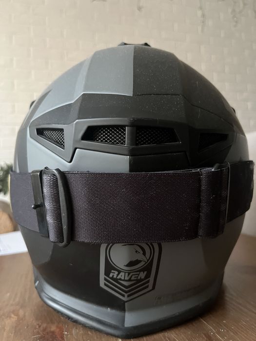 Sprzedam kask Raven