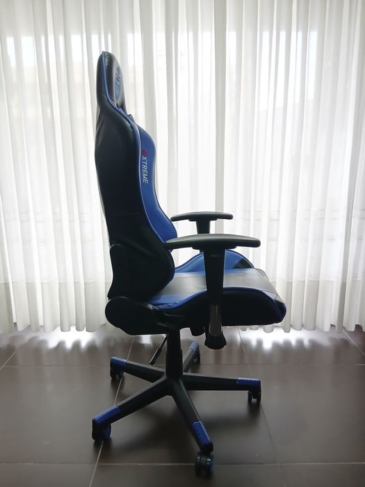 Cadeira Fantech Extreme Gaming Azul e Preta