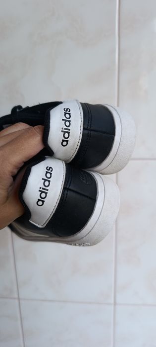 кросівки Adidas Grand Court 36р 22.5 см